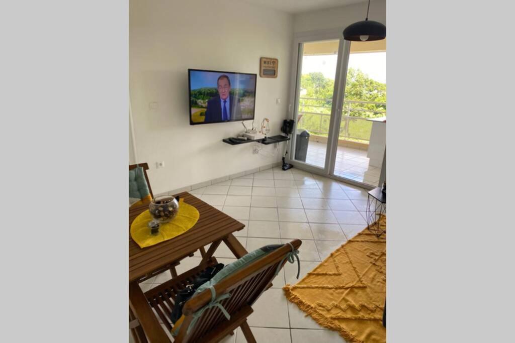 L' AURé Apartamento Le Lamentin Exterior foto